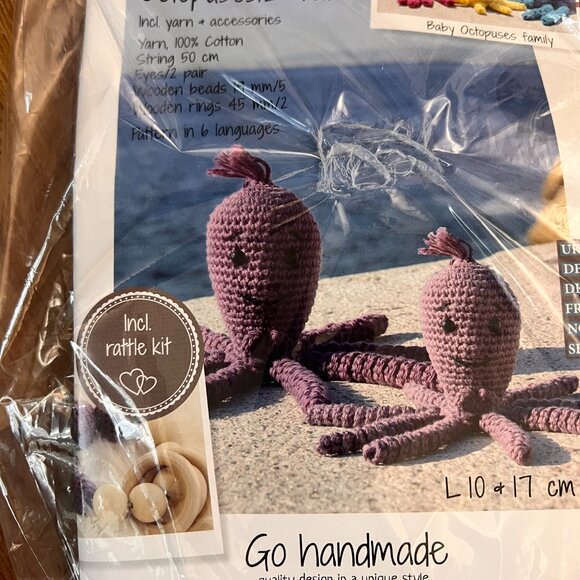 Go Handmade Octopus + Rattle Crochet Kit Amigurumi - Picture 3 of 6
